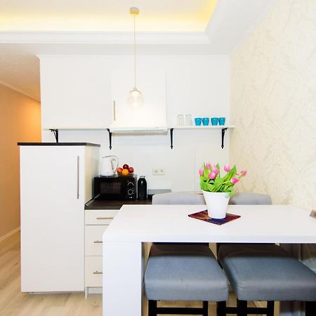 Noble Ferienwohnung In Metzingen-Zentrum Metzingen  Buitenkant foto