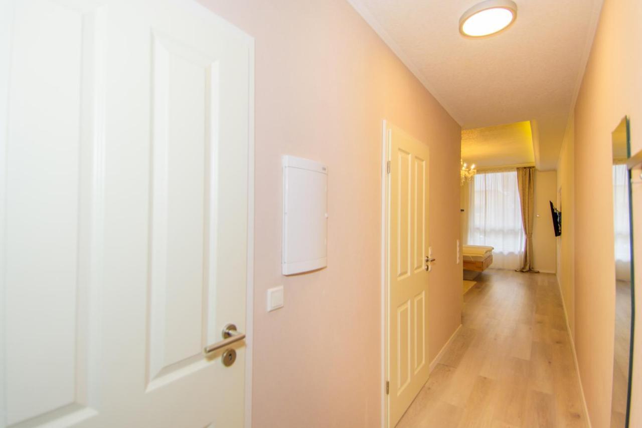 Noble Ferienwohnung In Metzingen-Zentrum Metzingen  Buitenkant foto